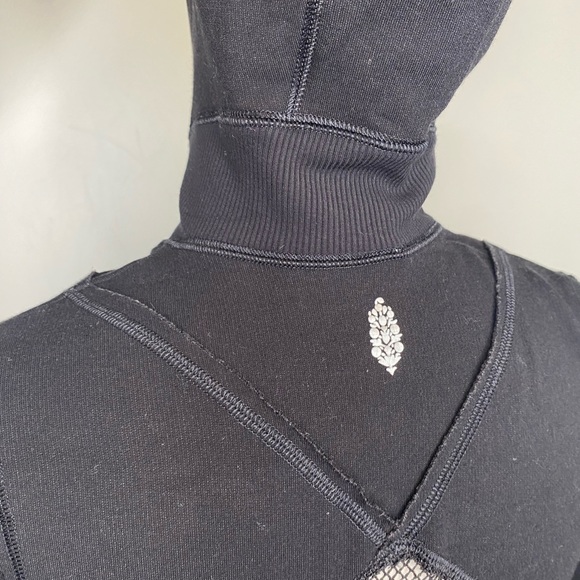 Free People Movement Markle Mesh Hooded Zip top - Picture 6 of 11